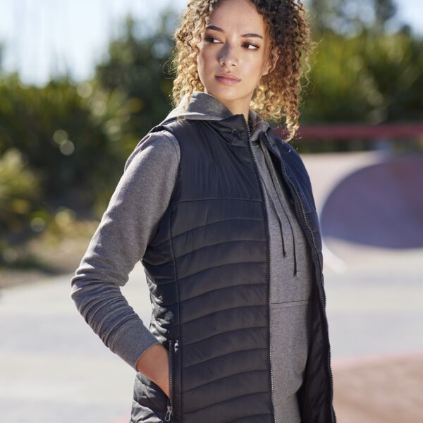 Womens Expedition Vest Thumbnail